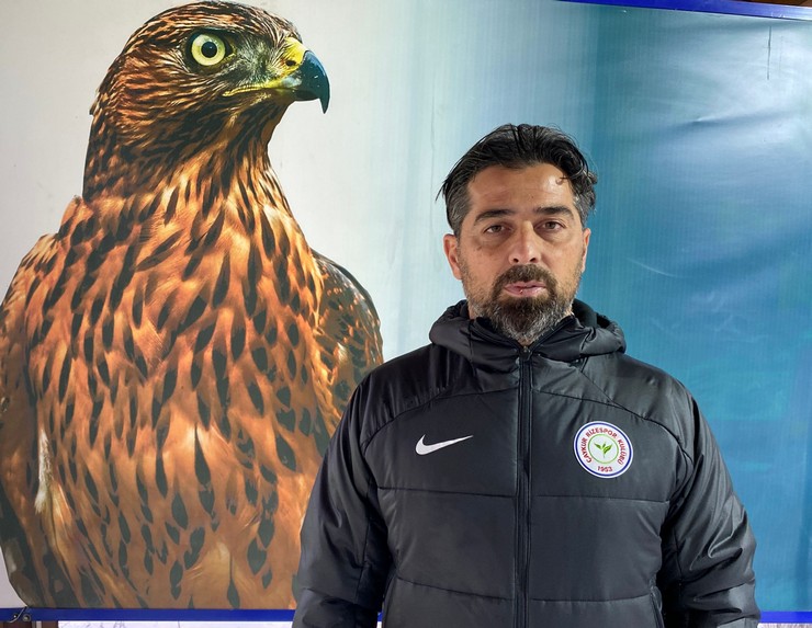 aykur-rizespor-teknik-direktoru-ilhan-palut-3.jpg