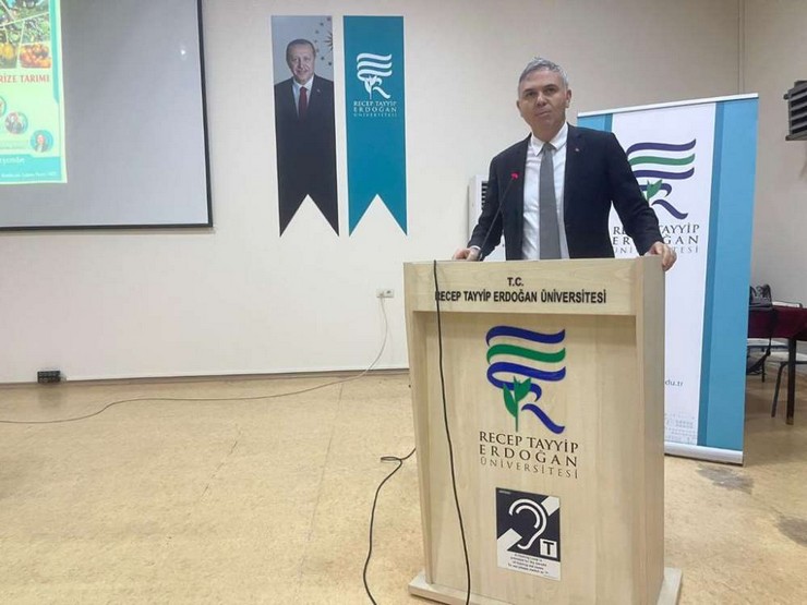 rteude-turkiye-yuzyilinda-rize-tarimi-konferansi-7.jpg
