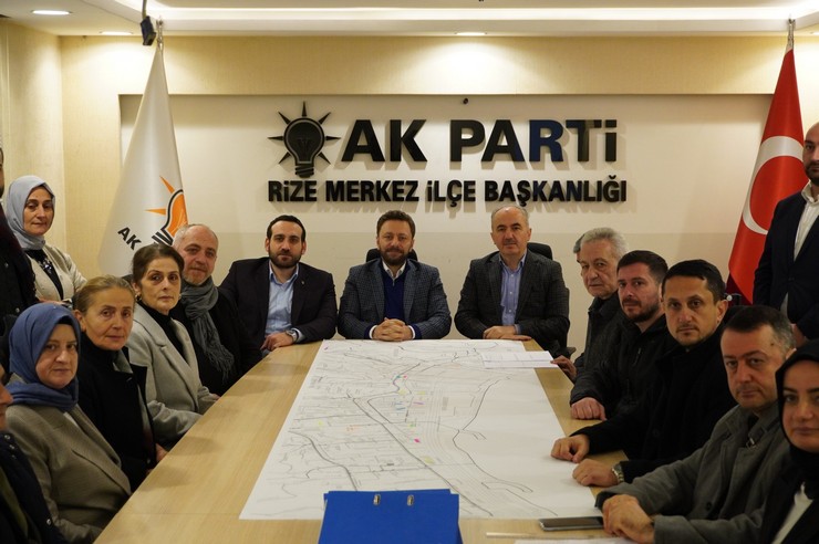 ak-parti-genel-merkez-teskilat-baskan-yardimcisi-rize-milletvekili-muhammed-avci-ak-parti-merkez-ilce-baskanligindaki-secim-koordinasyon-merkezinin-acilisini-yapti-5.jpg