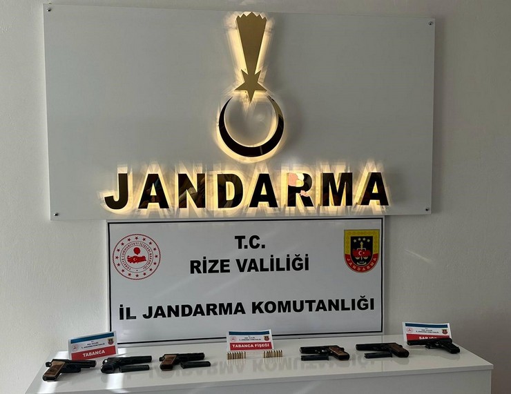 rizede-jandarmadan-asayis-operasyonlari-2.jpg
