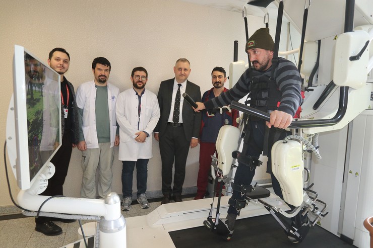 rizede-robotik-rehabilitasyon-cihazi-hizmet-veriyor-5.jpg