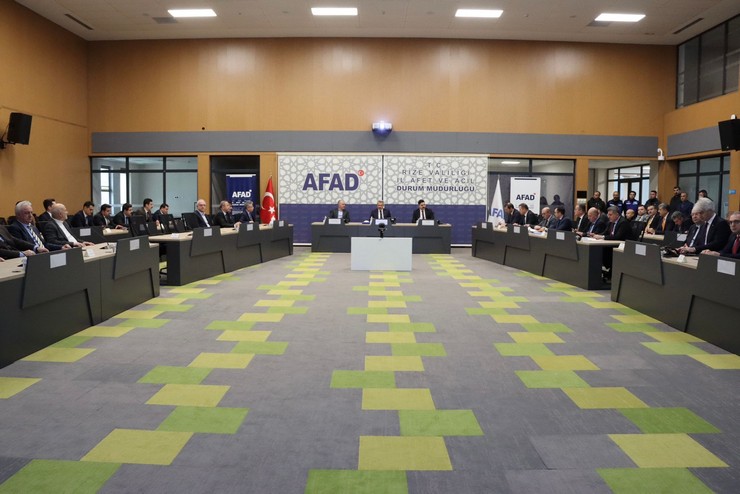 rize-ili-2024-yili-i-donem-il-koordinasyon-kurulu-toplantisi-rize-valisi-ihsan-selim-baydas-baskanliginda-afad-acil-durum-yonetim-merkezinde-gerceklestirildi-2.jpg