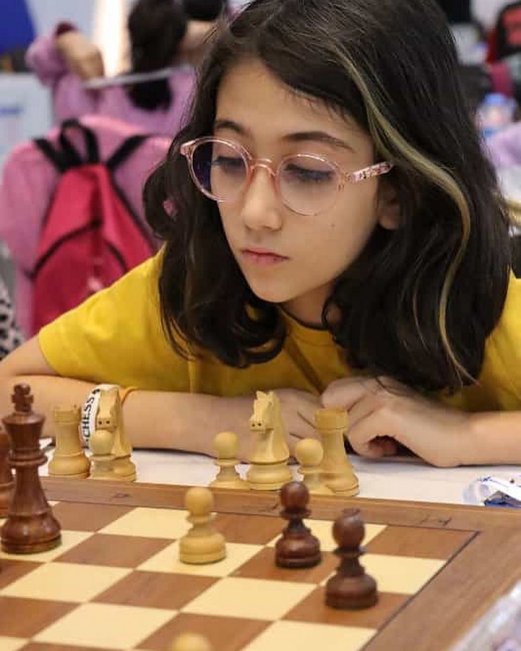 turkiye-kucukler-ve-yildizlar-satranc-sampiyonasinda-ada-ekinci-9-yas-kizlar-kategorisinde-elde-ettigi-derece-ile-milli-takim-havuzuna-girmeye-hak-kazandi-6.jpg