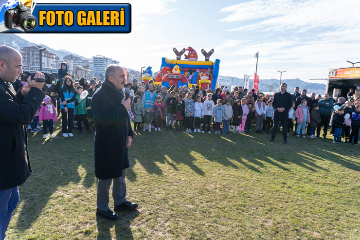 rize-belediyesinden-cocuklara-ara-karne-etkinligi.jpg