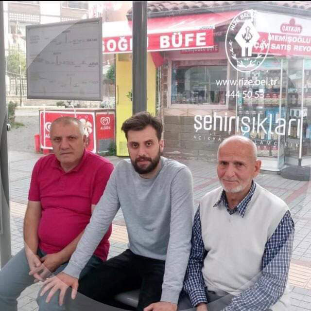 rizenin-muradiye-beldesinde-ak-partiden-belediye-baskani-aday-adayi-olan-ilyas-kucukmustafanin-babasi-ahmet-kucukmustafa-hayatini-kaybetti.jpg