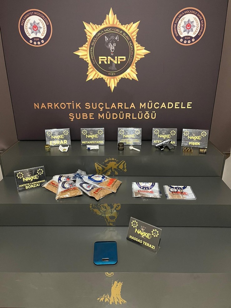 rizede-duzenlenen-uyusturucu-operasyonlarinda-gozaltina-alinan-90-supheliden-20si-tutuklandi-7.jpg