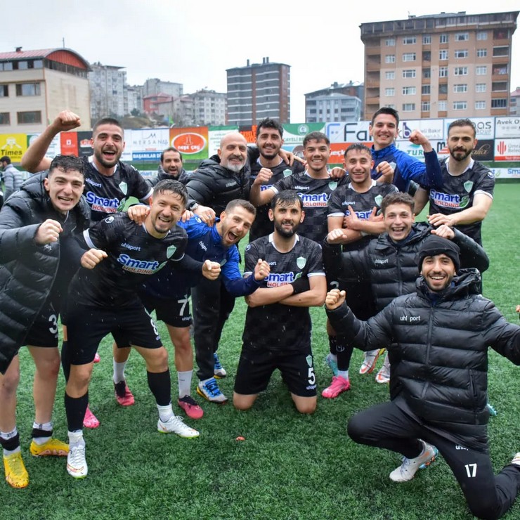 bolgesel-amator-lig-10-grup-lideri-smart-holding-cayelispor-sahasinda-trabzon-kirechanesporu-2-0-maglup-etti-8.jpg