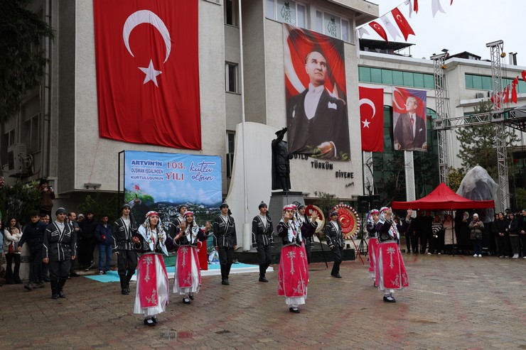 artvinin-dusman-isgalinden-kurtulusunun-103uncu-yil-donumu-kutlandi-2.jpg