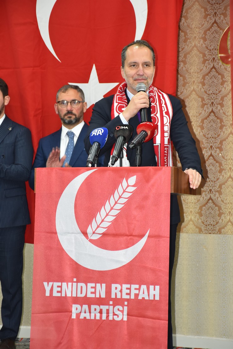 yeniden-refah-partisi-genel-baskani-fatih-erbakan-trabzonda-2.jpg