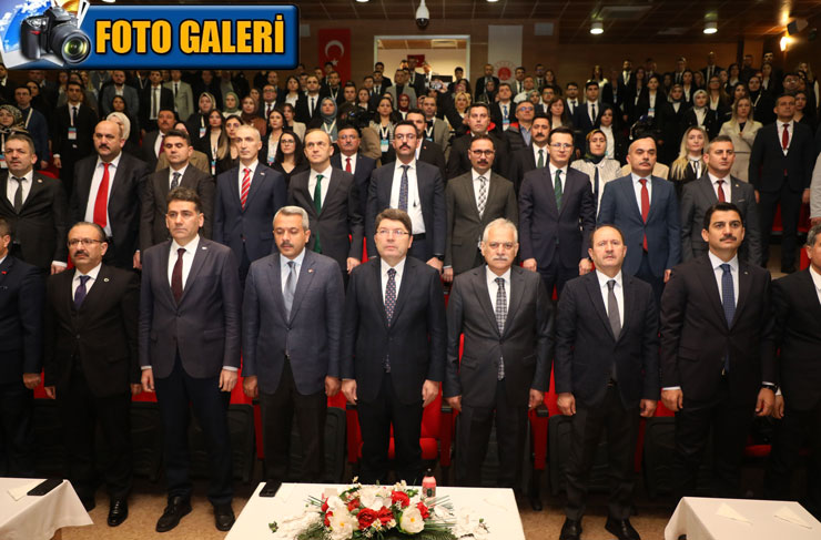 adalet-bakani-yilmaz-tunc-rize-adalet-egitim-merkezinde-adliye-personeli-icin-duzenlenen-egitim-programi-sonrasinda-duzenlenen-sertifika-programina-katildi.jpg