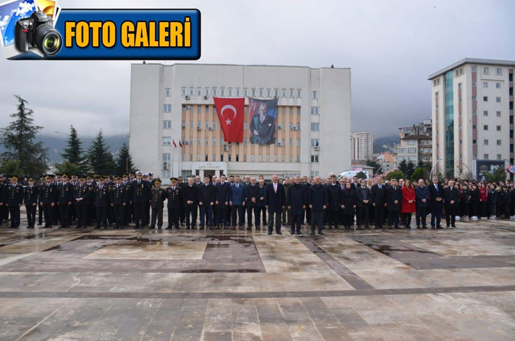 18-mart-canakkale-zaferi-ve-sehitleri-anma-gunu-rizede-anildi.jpg