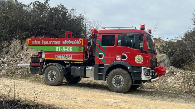 rizede-cikan-ortu-yanginina-mudahale-ediliyor-3.jpg