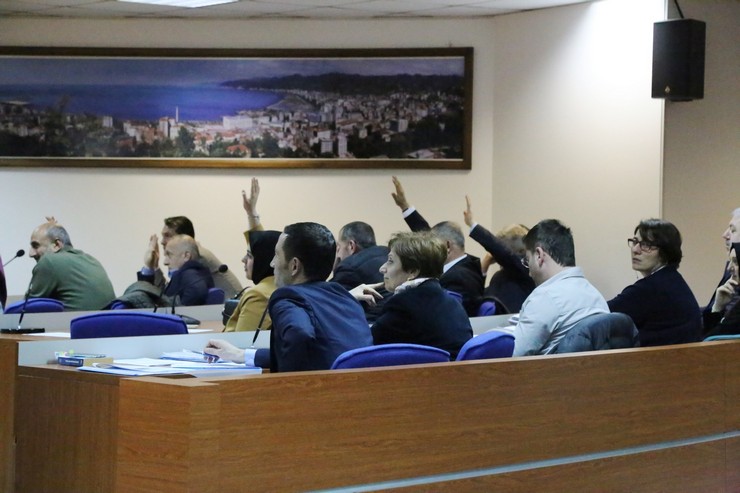 rize-belediye-meclisi-baskanvekilleri-ve-encumen-uyeleri-belli-oldu-11.jpg