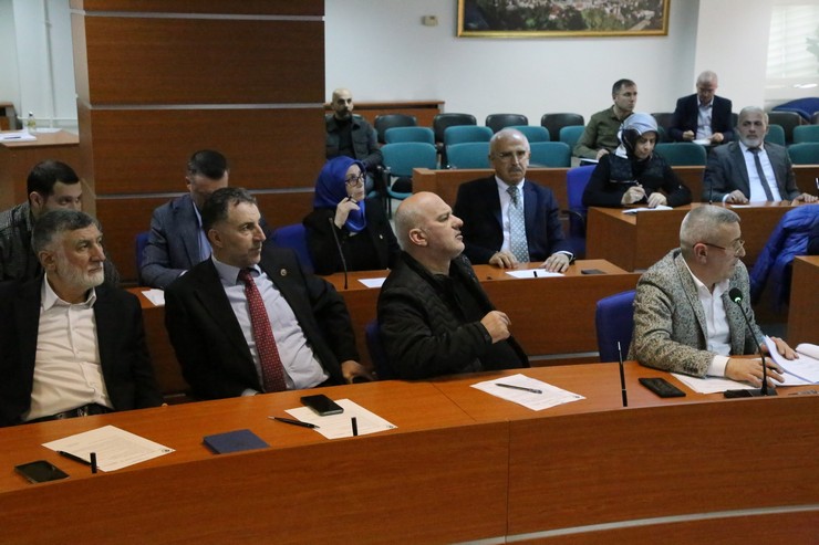 rize-belediye-meclisi-baskanvekilleri-ve-encumen-uyeleri-belli-oldu-6.jpg