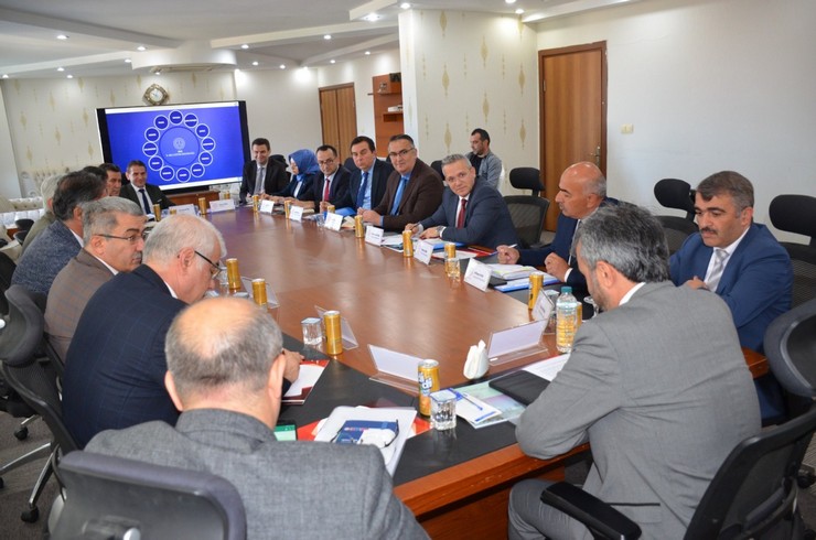 rizede-ilce-milli-egitim-mudurleri-toplantisi-yapildi-2.jpg