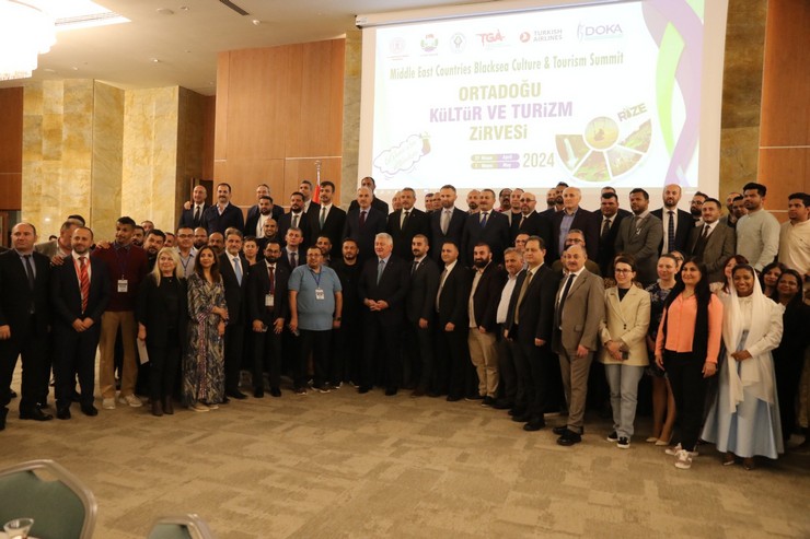 rizede-valilik-tarafindan-yabanci-seyahat-acente-temsilcilerinin-katildigi-orta-dogu-turizm-zirvesi-duzenlendi-1.jpg