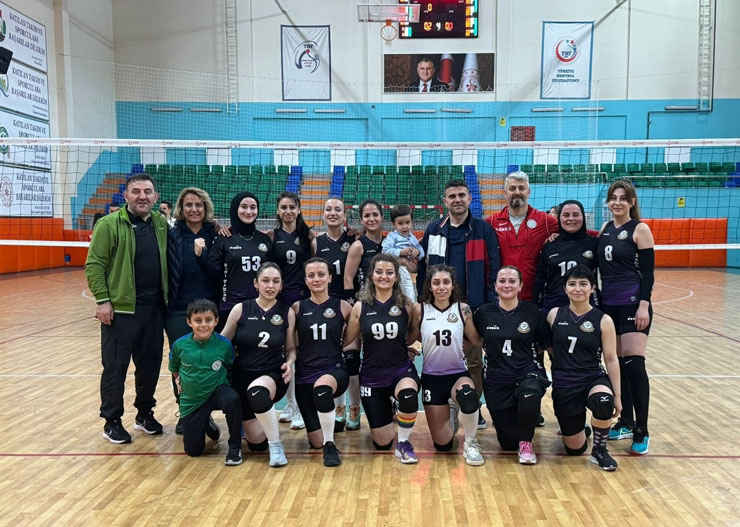 rize-barosu-voleybol-takimindan-muhtesem-galibiyet.jpg