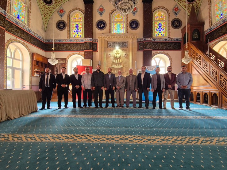 2024-yili-camiler-ve-din-gorevlileri-haftasi-etkinlikleri-kapsaminda-din-gorevlilerine-yonelik-duzenlenen-ezani-guzel-okuma-ve-etkili-hutbe-sunumu-merkez-ilce-birinciligi-yarismalari-yapildi-4.jpg