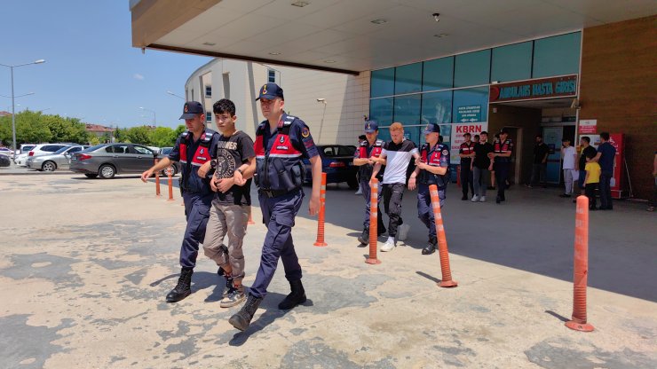 Bursa'da 11 Kaçak Göçmen Yakalandı