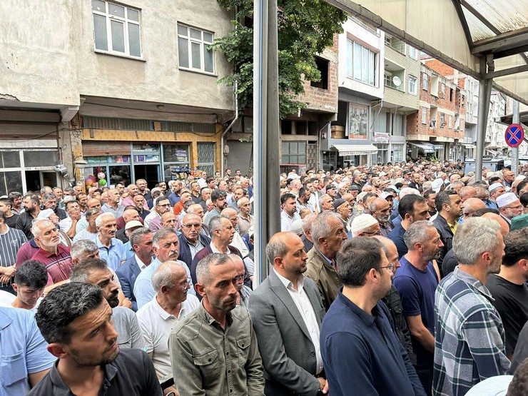 rize-il-muftu-yardimcisi-mahmut-ali-atikin-baba-acisi-9.jpg