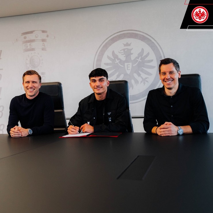rizeli-milli-futbolcu-can-uzun-eintracht-frankfurta-transfer-oldu-1.jpg