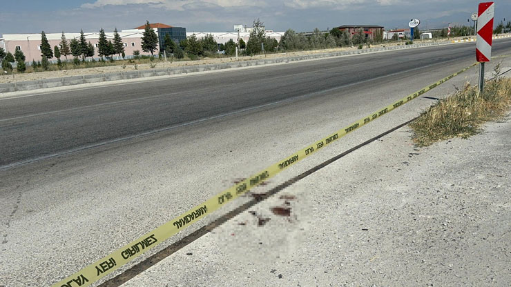 tir-soforleri-kavga-etti-baba-yarali-oglu-oldu.jpg