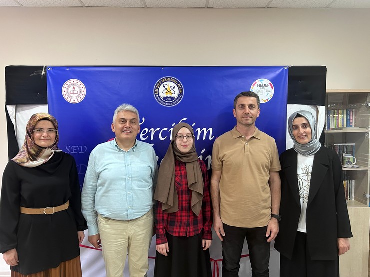rizenin-lgs-turkiye-birincilerinden-zeynep-cihan-tercihini-rizeden-yana-kullandi-2.jpg