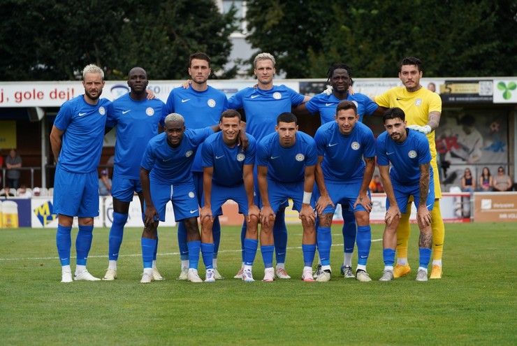 caykur-rizespor-hazirlik-macinda-avusturya-temsilcisi-fc-klagenfurtu-ilk-yarida-kaydettigi-gollerle-2-1-yendi-1.jpg