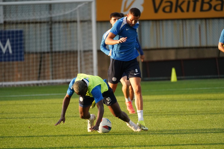 caykur-rizespor-antrenmani-2.jpg