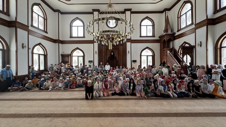 yaz-kuran-kursu-ogrencilerinden-filistine-duanin-guclu-sesi-9.jpg