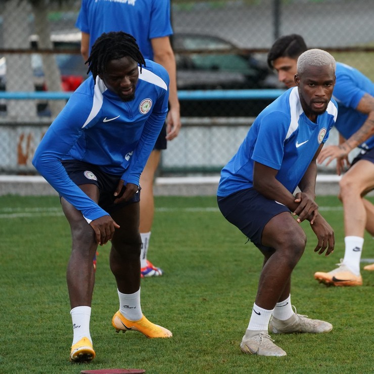 caykur-rizespor-antrenmani-1.jpg