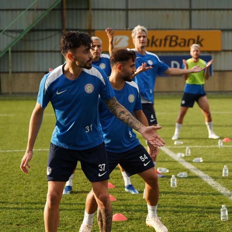 caykur-rizespor-antrenmani-2.jpg