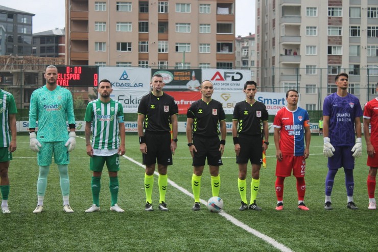 tff-3-lig-2-grupta-cayelispor-sezonun-ilk-macinda-evinde-silivrispor-ile-golsuz-berabere-kaldi-2.jpg