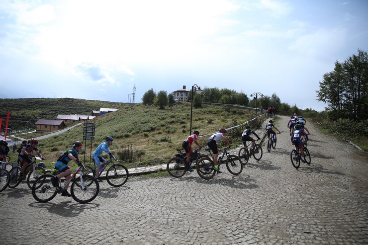 rizede-uluslararasi-mtb-cup-dag-bisikleti-yarislari-yapildi-3.jpg