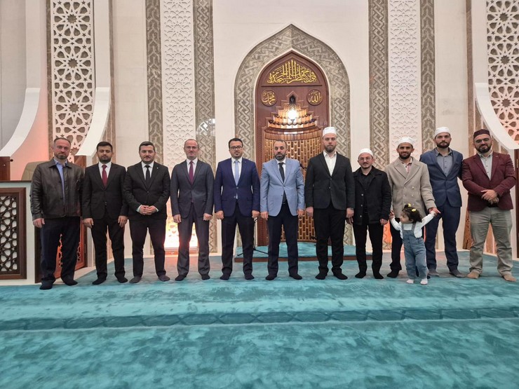 rizede-hafizlik-ve-kuran-i-kerimi-guzel-okuma-yarismalari-sonuclandi-3.jpg