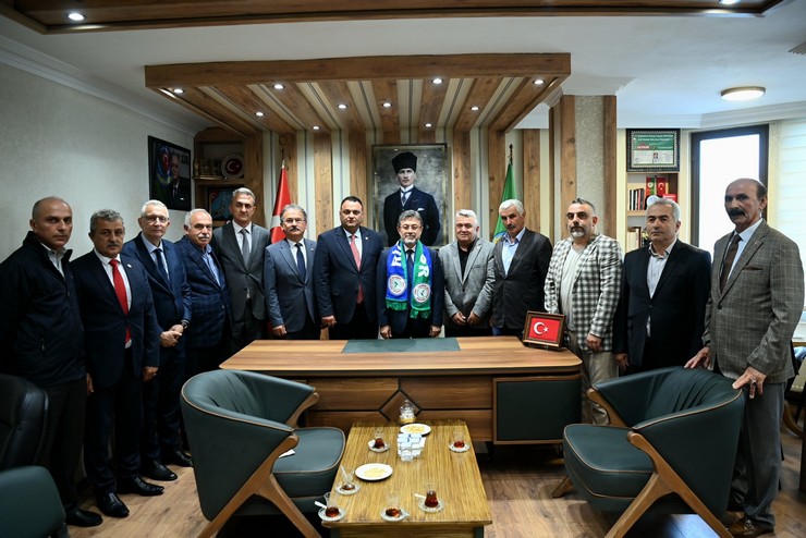 tarim-ve-orman-bakani-ibrahim-yumakli-rizede-ziyaretlerde-bulundu-5.jpg