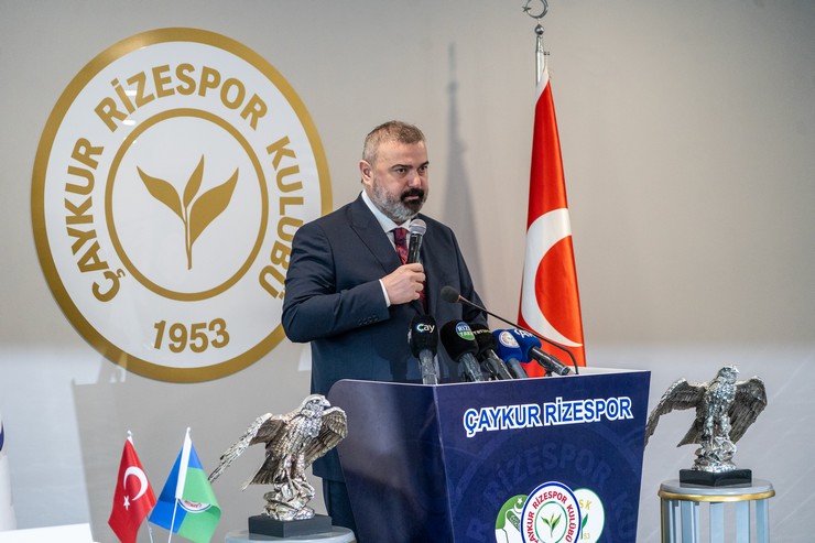caykur-rizespor-kulubunun-94-olagan-genel-kurul-toplantisi-ve-rizespor-futbol-yatirimlari-sanayi-ve-ticaret-a-s-genel-kurulu-rizespor-futbol-akademisi-konferans-salon-1.jpg