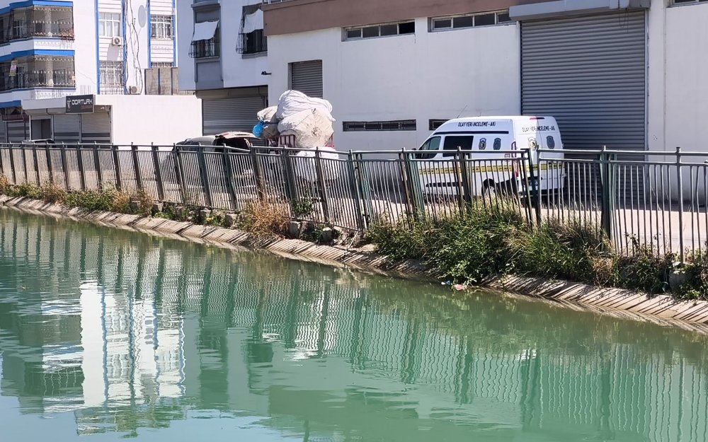 Adana'da sulama kanalında erkek cesedi bulundu