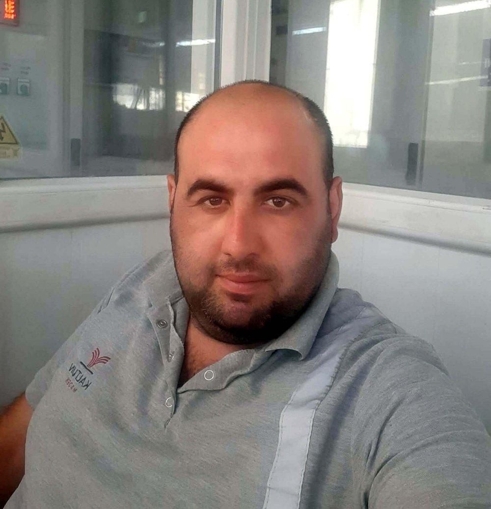 Otomobil, istinat duvarı ile başka araca çarptı; 1 ölü 1 yaralı