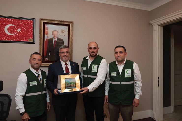 yesilay-rize-subesinden-ankara-ziyaretleri-7.jpg