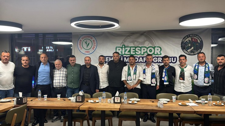 rizespor-tribunlerinde-yeni-donem-mekansizlar-artik-sehr-i-mudafa-2-001.jpg