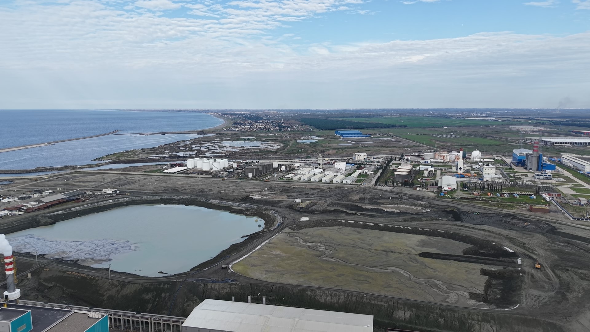aw711661-04.jpg