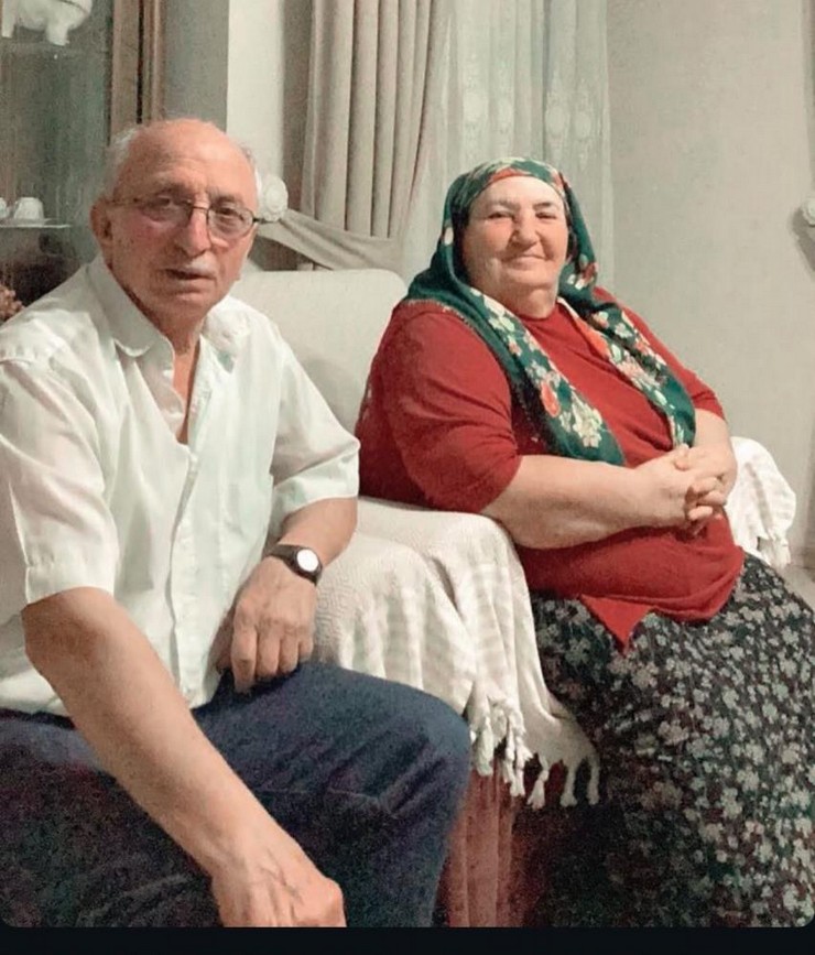 rizenin-ardesen-ilcesinde-dun-gecirdikleri-kazada-hayatini-kaybeden-yasli-cift-memleketleri-artvinin-arhavi-ilcesinde-bugun-son-yolculuklarina-ugurlandi-1.jpg