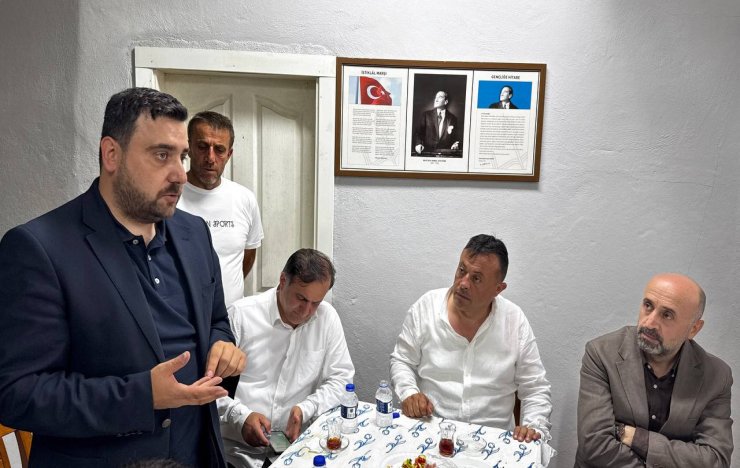 rize-il-genel-meclisi-koylerin-yasam-standartlarini-yukseltmek-ve-altyapi-sorunlarina-koklu-cozumler-uretmek-amaciyla-tuglali-koyu-degerlendirm-toplantisi-16.jpg