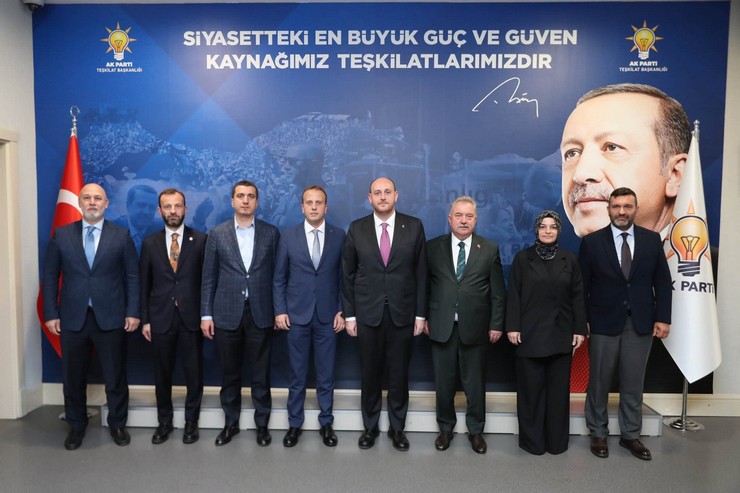 ak-parti-pazar-ilce-baskanligina-furkan-namli-atandi-2.jpg