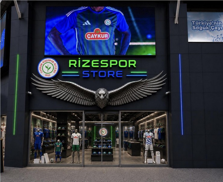 caykur-rizespor-yeni-sezon-oncesi-urun-satis-magazalarini-yenileyerek-ve-yeni-bir-magaza-acarak-taraftarlarina-daha-iyi-hizmet-sunmayi-hedefliyor-1.jpg