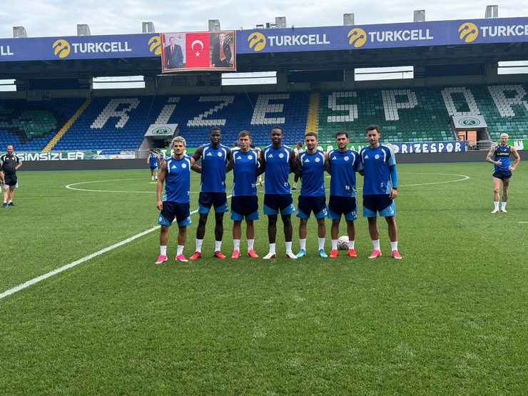 caykur-rizespor-teknik-direktoru-recep-ucar-verimli-bir-transfer-donemi-geciridklerini-ve-istedikleri-takviyeleri-yaptiklarini-soyledi-1.jpg