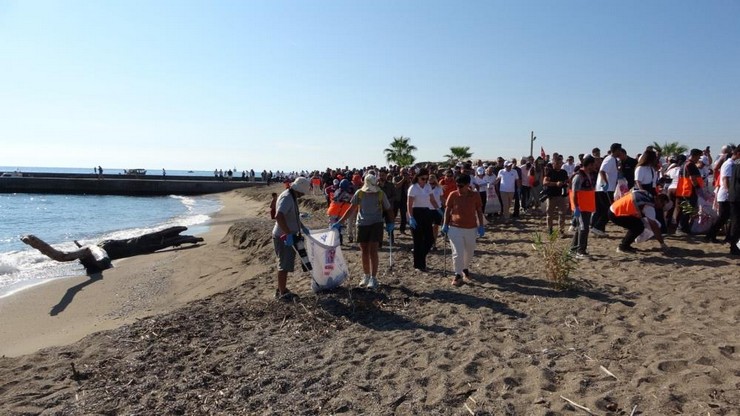 antalyanin-manavgat-ilcesinde-son-gunlerde-sik-sik-kum-hirsizligi-ile-gundeme-gelen-ulualan-mevkii-bogaz-sahili-icin-antalya-valisi-hulusi-sahinden-acilen-kamera-takin-talimati-geldi-5.jpg