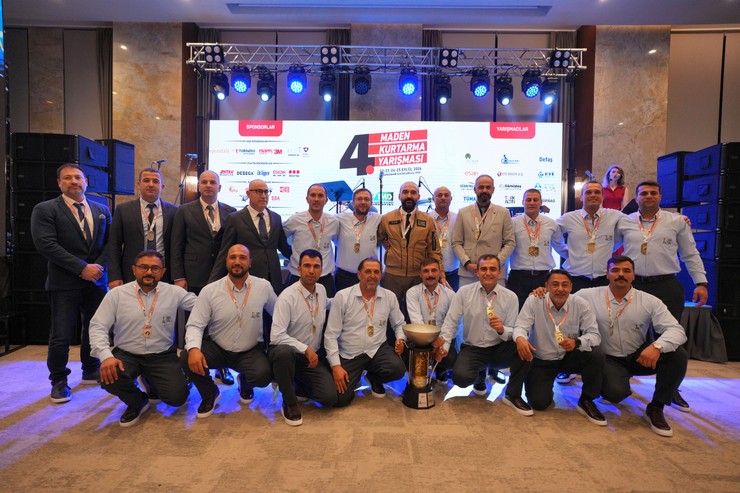rizede-duzenlenen-4-maden-kurtarma-yarismasinda-13-arama-kurtarma-ekibi-zorlu-parkurlarda-mucadele-etti-5.jpg