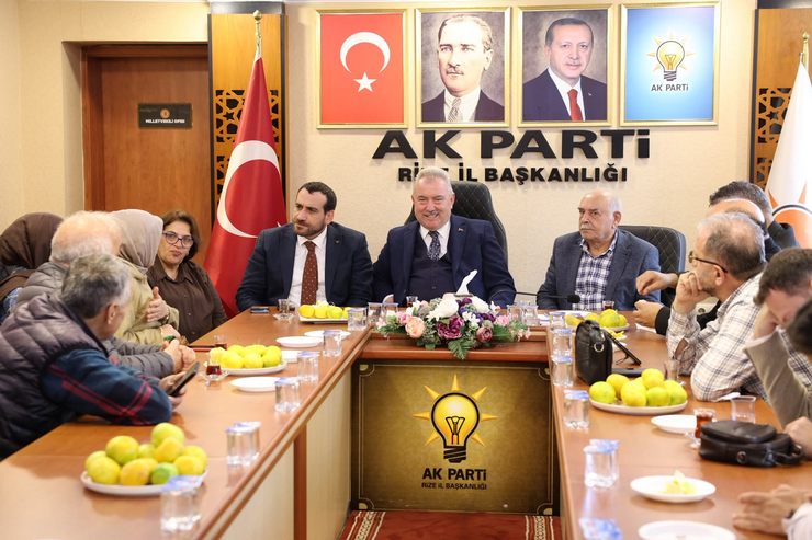 ak-parti-rize-il-baskani-yilmaz-katmer-tibbi-sekreter-temizlik-gorevlisi-ve-guvenlik-gorevlisi-olarak-recep-tayyip-erdogan-sehir-hastanesine-4-bin-isci-alinacagini-kaydetti-7.png